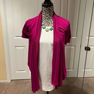 Cute Shortsleeved Cardigan